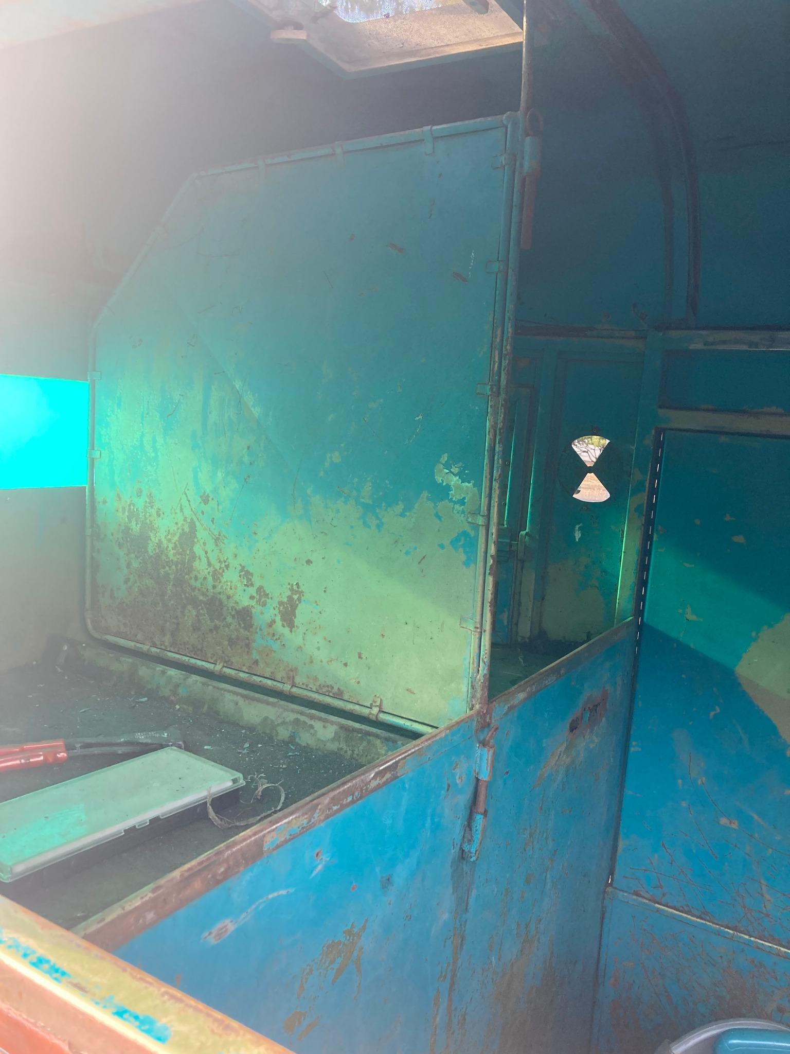 Interior of Earl showing original panels and structure